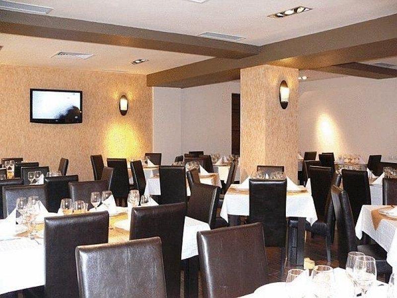 Hotel Davos Deva Restaurant bilde